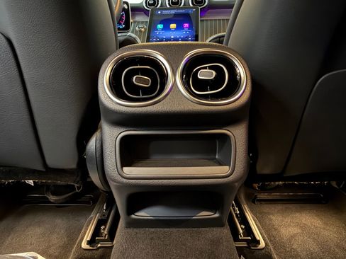 Used 2026 Mercedes-Benz GLC 300 GLC 300 image 37