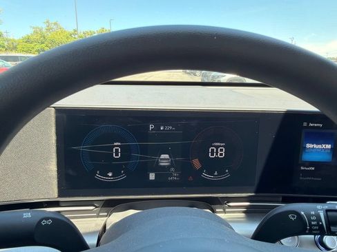 Certified 2025 Hyundai Kona SE AWD/4WD image 34