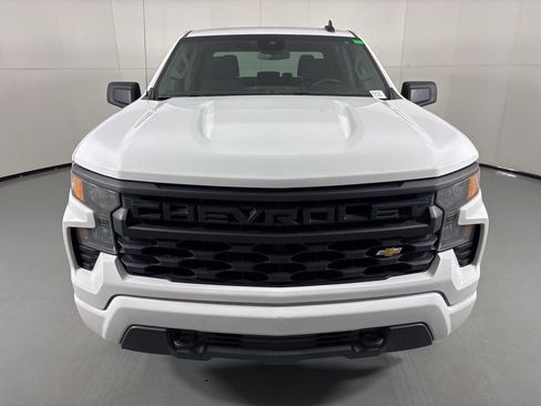Used 2023 Chevrolet Silverado 1500 Custom RWD image 3