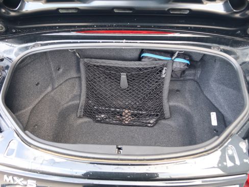 Used 2023 MAZDA MX-5 Miata Sport image 33