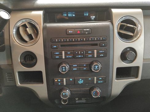 Used 2012 Ford F150 XLT w/ XLT Chrome Pkg image 25