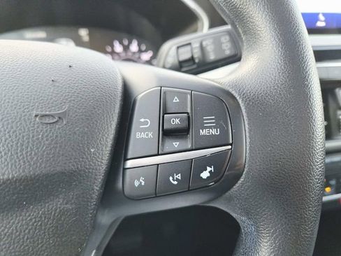 Used 2020 Ford Escape SE image 18