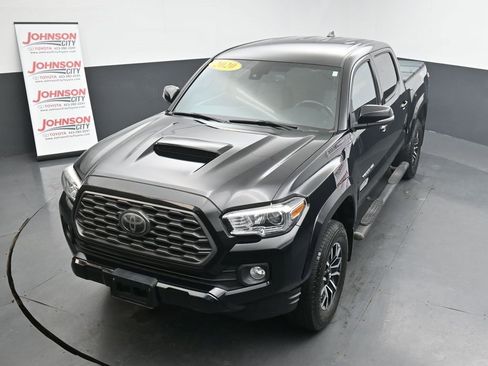 Used 2020 Toyota Tacoma TRD Sport image 31