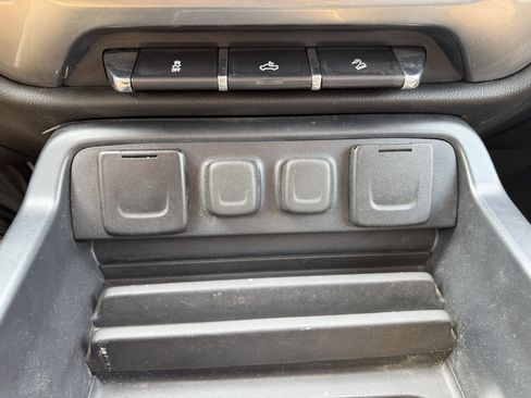 Used 2017 Chevrolet Silverado 1500 LT w/ All Star Edition AWD/4WD image 22