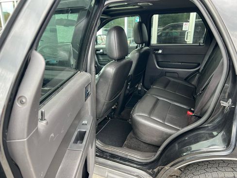 Used 2011 Ford Escape Limited w/ 302A Rapid Spec Order Code AWD/4WD image 15