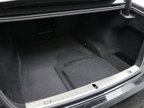 Used 2022 BMW 740i w/ Premium Package RWD image 37