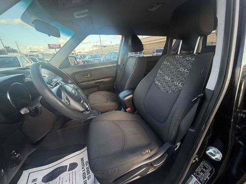Used 2011 Kia Soul + w/ Audio Pkg FWD image 7