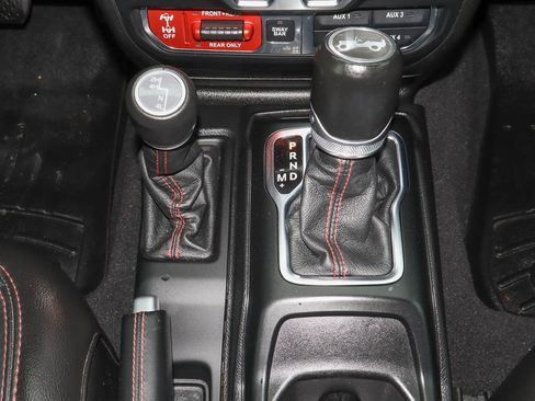 Used 2020 Jeep Wrangler Unlimited Rubicon AWD/4WD image 27