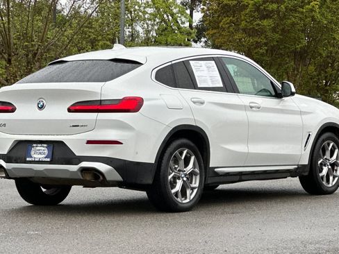 Used 2023 BMW X4 xDrive30i AWD/4WD image 4