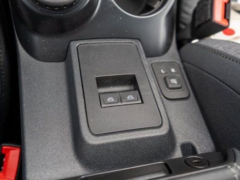 New 2025 Ford Bronco 2-Door AWD/4WD image 22