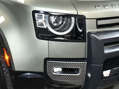 Used 2023 Land Rover Defender 110 X-Dynamic SE image 72