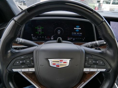 Used 2021 Cadillac Escalade ESV Sport Platinum image 28