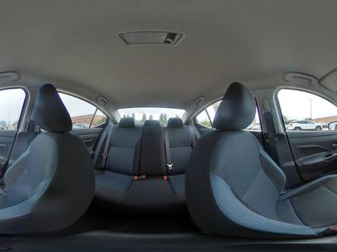 Used 2025 Nissan Versa SV FWD image 40