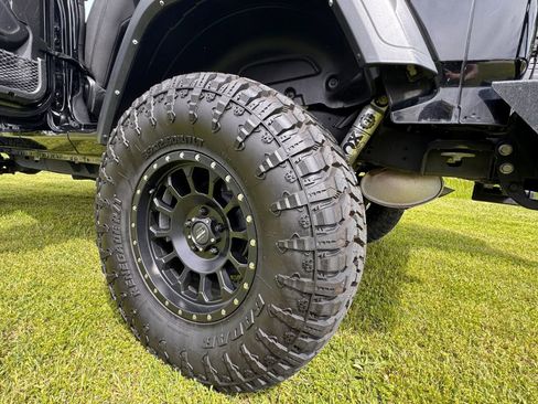 Used 2022 Jeep Wrangler Unlimited Sport AWD/4WD image 12