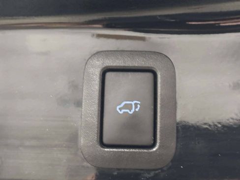 Used 2015 Toyota Highlander Plus AWD/4WD image 7