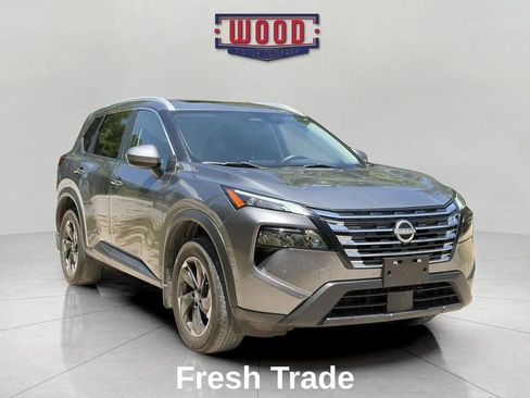 Used 2024 Nissan Rogue SV w/ SV Premium Package AWD/4WD image 1
