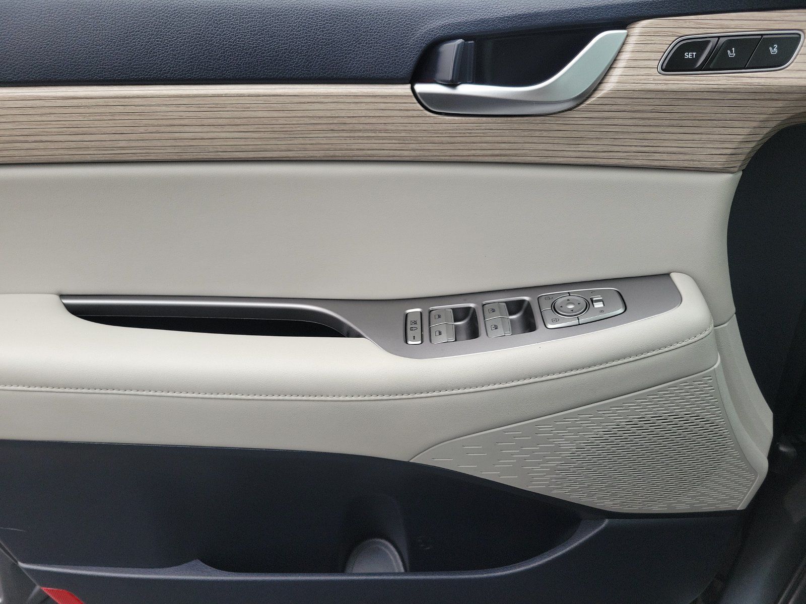 Used 2022 Hyundai Palisade SEL w/ Premium Package FWD image 19