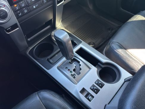 Used 2013 Toyota 4Runner Limited w/ Convenience Pkg AWD/4WD image 14