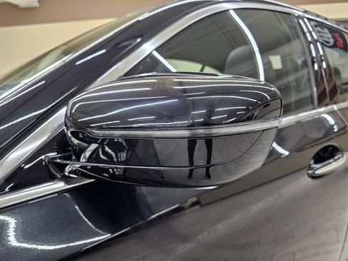 Used 2017 BMW 530i RWD image 11