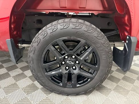 Used 2023 Chevrolet Silverado 1500 LT Trail Boss w/ LPO, Dark Essentials Package image 20