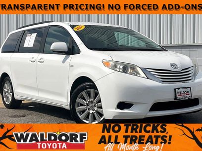 Used 2017 Toyota Sienna LE