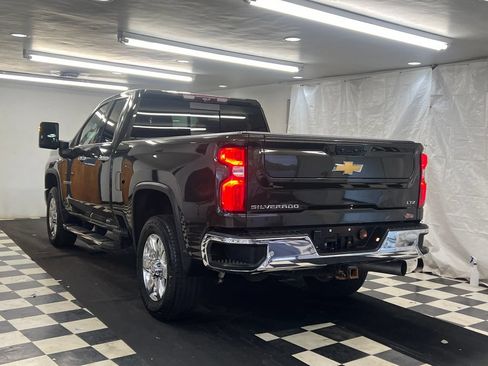 Used 2022 Chevrolet Silverado 2500 LTZ AWD/4WD image 15