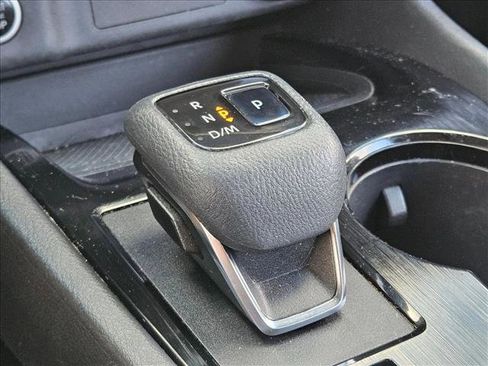Used 2021 Nissan Rogue SV FWD image 10