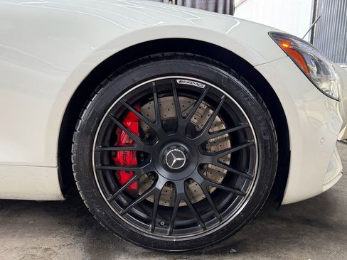 Used 2017 Mercedes-Benz AMG GT S image 17