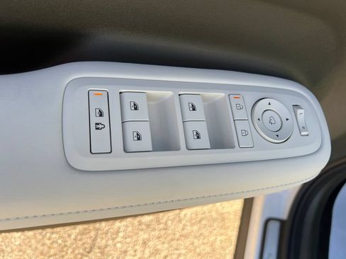 Used 2025 Hyundai Santa Fe Calligraphy FWD image 18