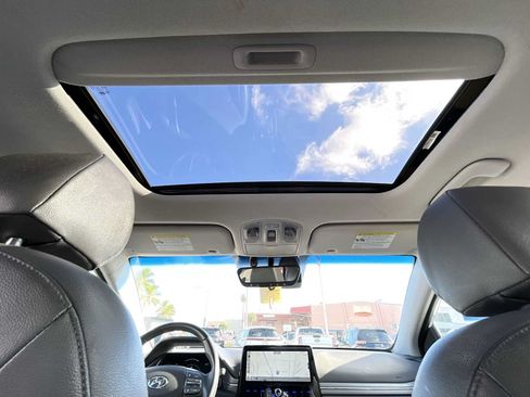 Used 2020 Hyundai Ioniq Limited FWD image 16