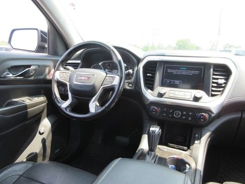 Certified 2019 GMC Acadia SLT FWD image 26