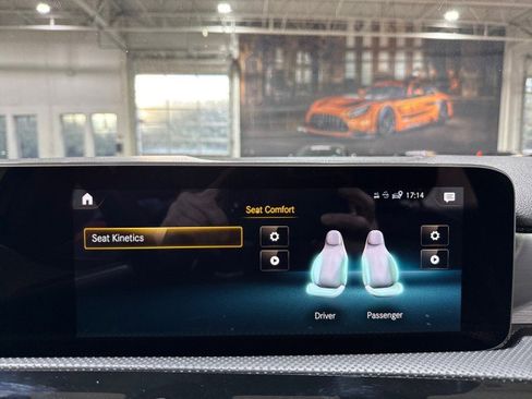 Used 2020 Mercedes-Benz A 220 4MATIC image 82