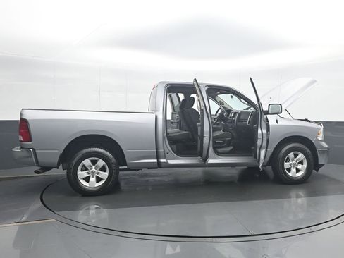 Used 2024 RAM 1500 Classic SLT AWD/4WD image 35