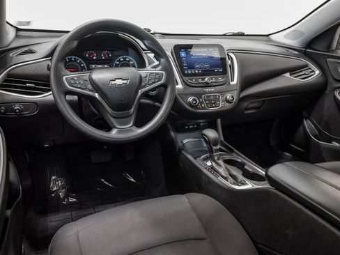 Used 2023 Chevrolet Malibu LT w/ Driver Confidence Package image 6