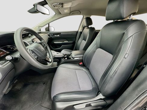Used 2018 Honda Clarity Plug-In Hybrid image 13