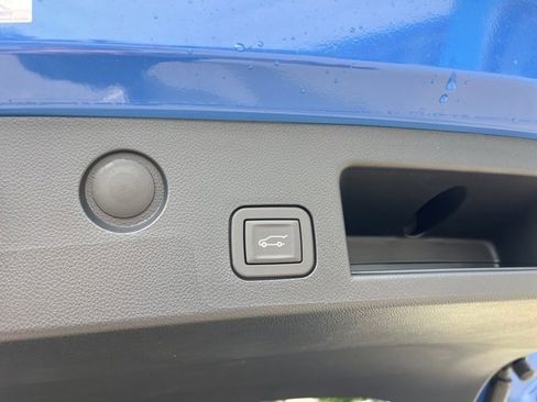 New 2026 Chevrolet Equinox RS w/ LPO, Floor Liner Package image 7