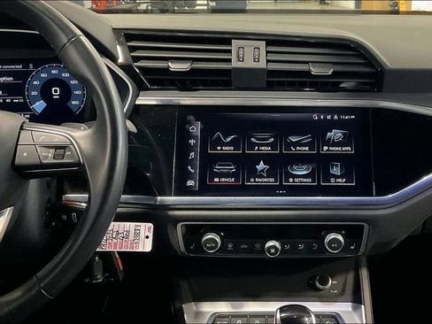 Certified 2023 Audi Q3 2.0T Premium image 6