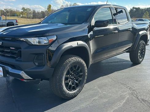 New 2026 Chevrolet Colorado Trail Boss AWD/4WD image 3