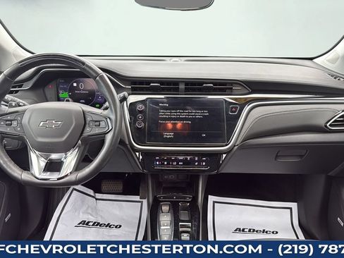 Used 2023 Chevrolet Bolt EUV Premier w/ Sun & Sound Package FWD image 17