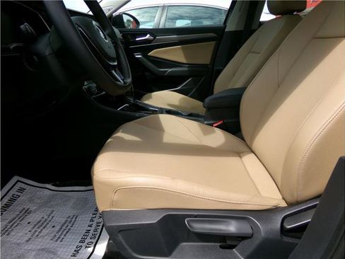 Used 2020 Volkswagen Jetta SEL image 5
