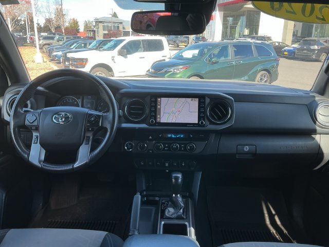 Used 2020 Toyota Tacoma TRD Off-Road w/ Technology Package AWD/4WD image 21