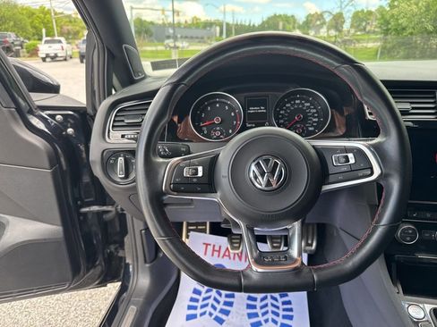 Used 2021 Volkswagen GTI Autobahn FWD image 16