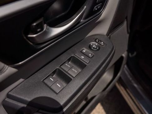 Used 2018 Honda CR-V EX-L image 16