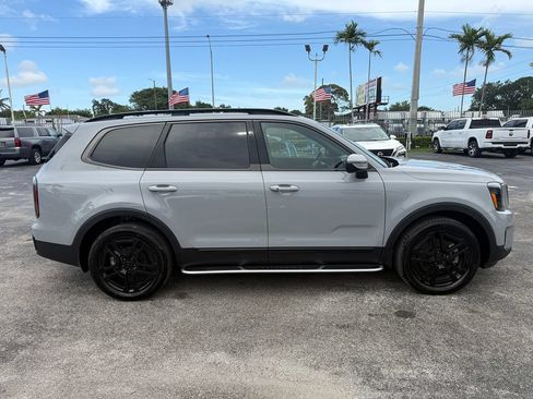 Used 2025 Kia Telluride EX X-Line AWD/4WD image 10