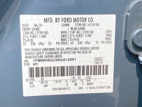 Used 2025 Ford Explorer ST AWD/4WD image 34