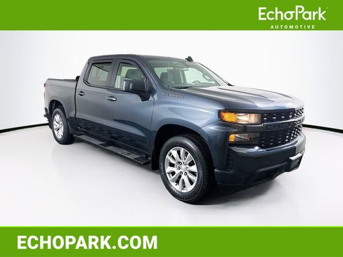 Used 2021 Chevrolet Silverado 1500 Custom image 1