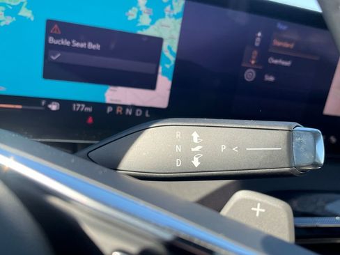 Used 2025 Buick Enclave Sport Touring image 25