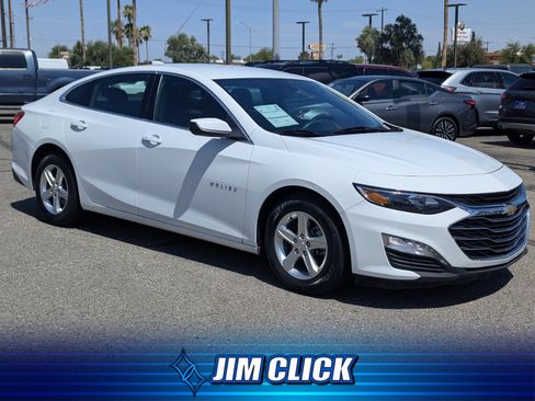 Used 2024 Chevrolet Malibu LT FWD image 1