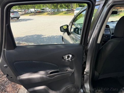 Used 2019 Nissan Versa Note SV FWD image 11