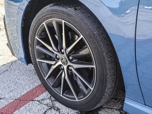 Used 2023 Toyota Camry SE AWD/4WD image 8